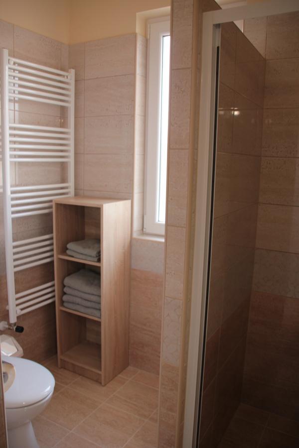 Imola Es Andrea Apartmanhaz 2 Hajduszoboszlo Exterior photo