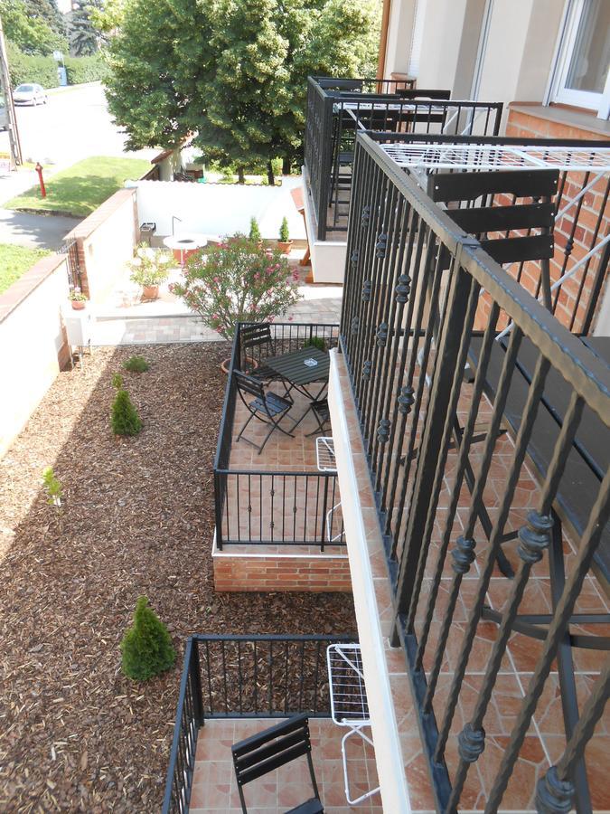 Imola Es Andrea Apartmanhaz 2 Hajduszoboszlo Exterior photo